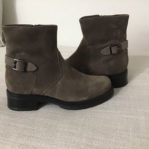 La Canadienne Womens Georgy Ankle Boot 